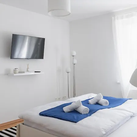 Studio Bauhaus Am Hauptbahnhof Dessau-Rosslau Eksteriør billede